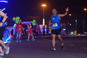 BIB: 2228, 41557
                            <button type="button" onclick="openModal(21540115)" class="btn btn-primary btn-sm float-right btn-popup" data-toggle="modal" data-target=".modal-high-quality">
                        <i class="fas fa-shopping-cart"></i> Add to Cart
                    </button>
                                            <button type="button" onclick="isThisMe(21540115, true)" class="btn btn-success btn-sm float-right btn-popup btn-isme hidden" data-toggle="tooltip" data-placement="bottom" title="นี่คือรูปของคุณใช่ไหม คลิกที่นี่เพื่อเอาเข้าอัลบั้ม">
                        <i class="fas fa-plus"></i> Add to album
                    </button>
                    <button type="button" onclick="isThisMe(21540115, false)" class="btn btn-warning btn-sm float-right btn-popup btn-isnotme hidden">
                        <i class="fas fa-ban"></i> Remove from album
                    </button>